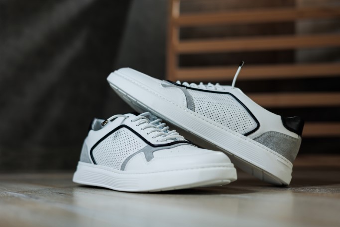 недоліки матеріалів чоловічих кросівок недоліки матеріалів чоловічих кросівок