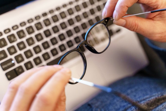 Какие модели компьютерных очков сейчас в тренде